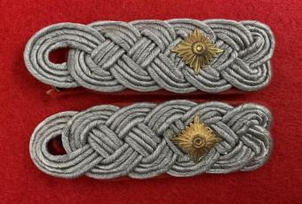 Army Artillery Oberstleutnant Shoulder Boards