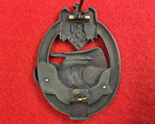 Army Panzer Assault 50 Engagements Badge
