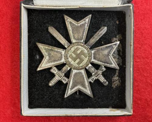 Cassed War Merit 1st Class With Swords