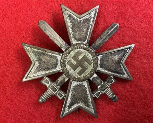 Cassed War Merit 1st Class With Swords