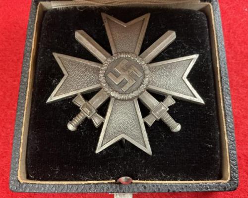 Cassed War Merit 1st Class With Swords