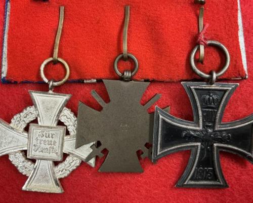 Three Place Medal Bar