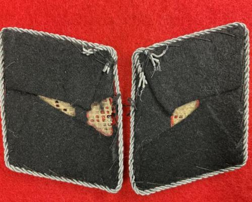 Luftwaffe Pioneer Hauptmann Collar Tabs