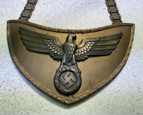 NSDAP Flag Bearer Gorget