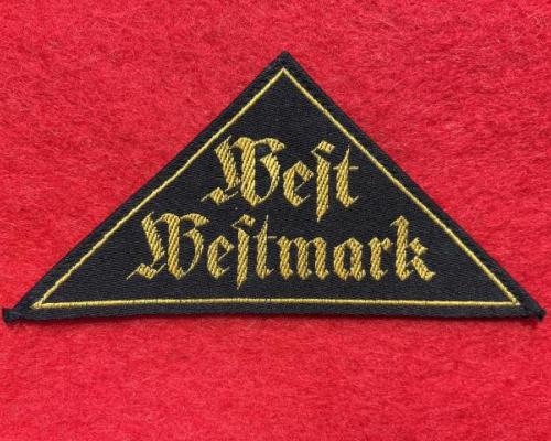 HJ District Sleeve Triangle of West Westmark