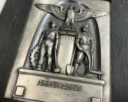Labor Service Wall Plaque 