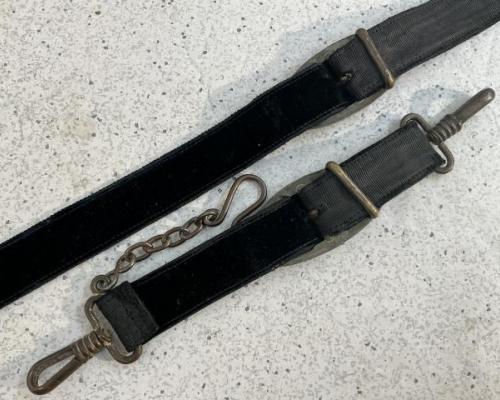 Kriegsmarine Officer Dagger Hangers