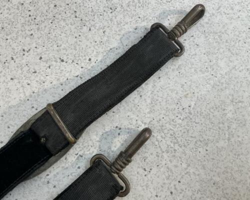 Kriegsmarine Officer Dagger Hangers
